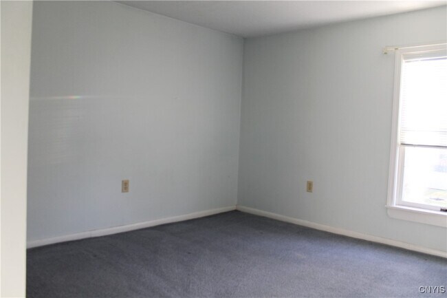 Building Photo - 202 Monroe St
