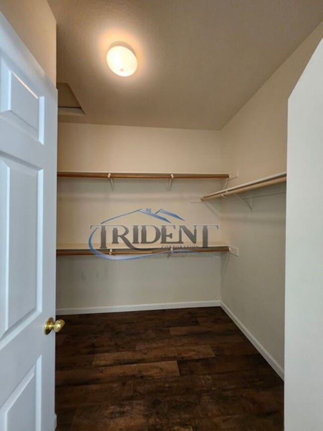 Building Photo - 1038 Zanes Dr