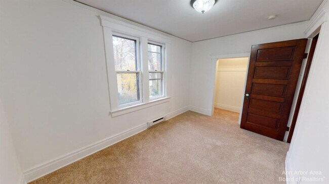 Building Photo - 1705 Jackson Ave