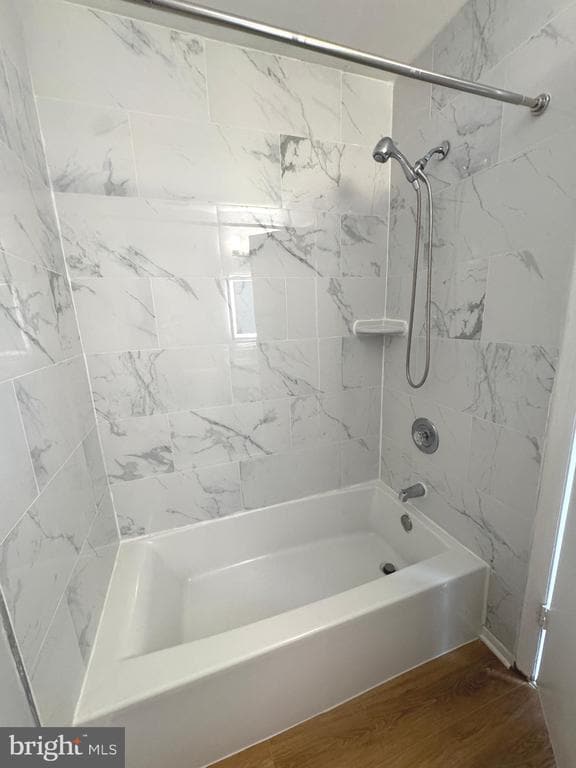 Building Photo - 17 Holland Hill Ct