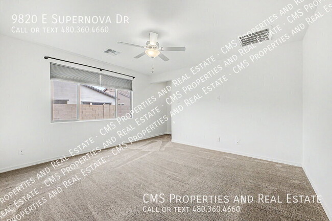 Building Photo - 9820 E Supernova Dr
