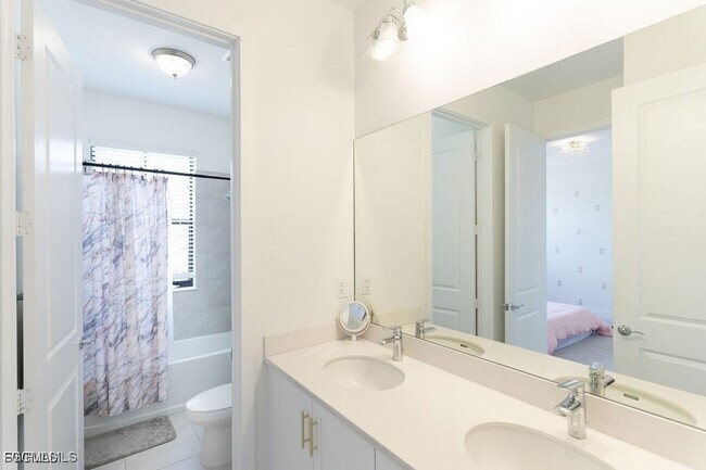 Building Photo - 5040 Frattina St.