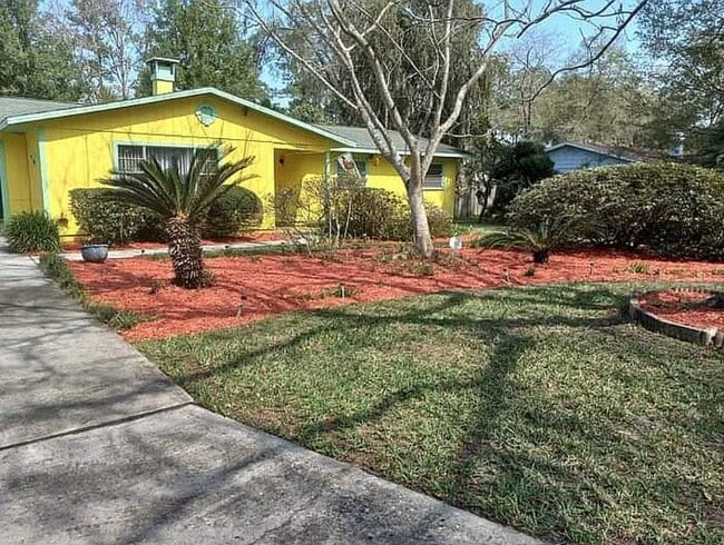 Building Photo - 4510 NW 31st Ave