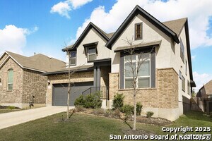 Building Photo - 10220 High Noon Dr