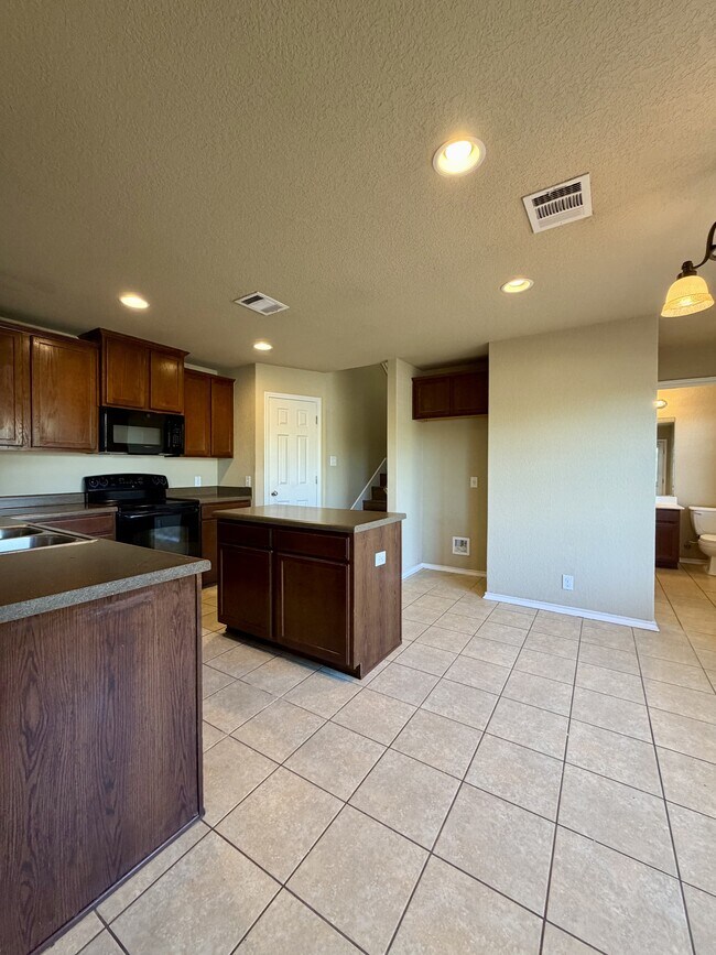 Building Photo - 7027 Fisherman Sky