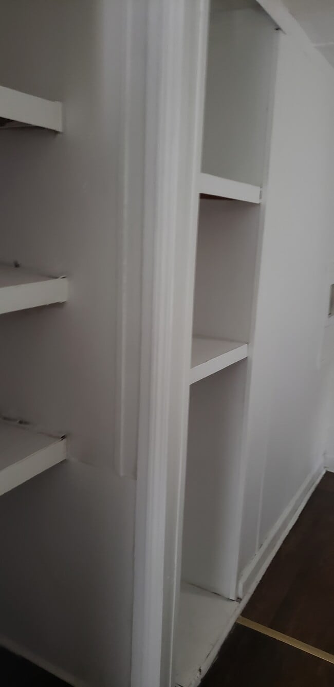 Building Photo - 604 Jackson St