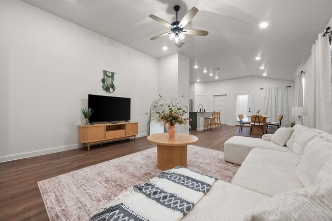 Building Photo - Furnished, Finished, and Ready for YOU!