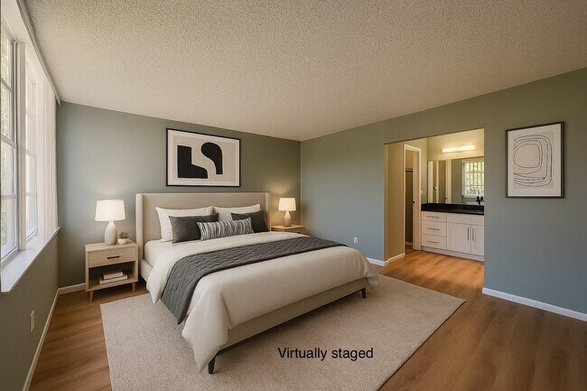 Building Photo - 9450 Live Oak Pl