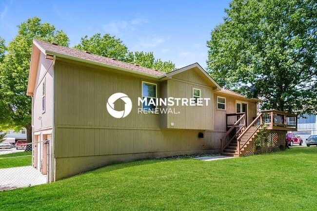 Building Photo - 4 Bedroom Pet-Friendly Home in Belton, MO ...