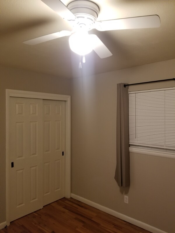 Building Photo - 1207 Castlerock Dr