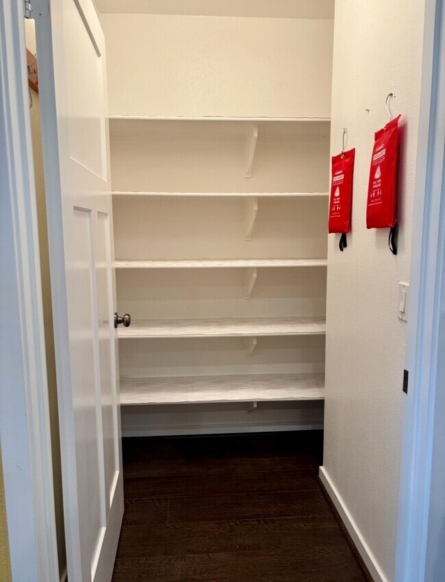 Building Photo - 13218 Shaw Ln