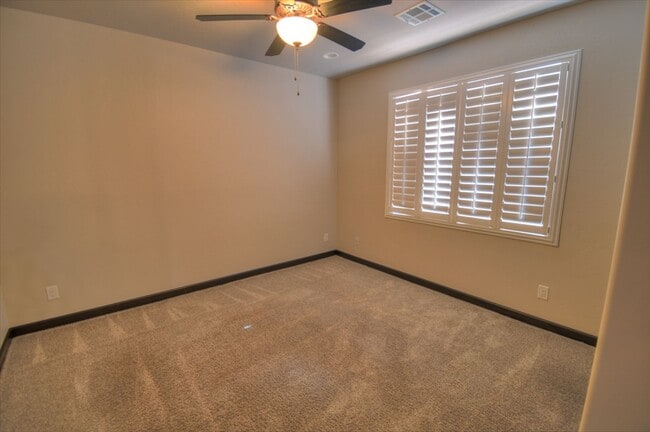 Building Photo - Meriposa Masterpiece