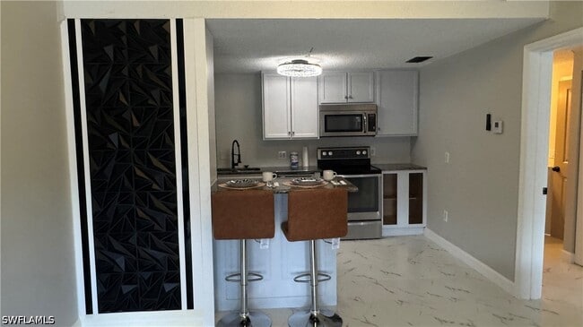 Building Photo - 5222 Treetops Dr