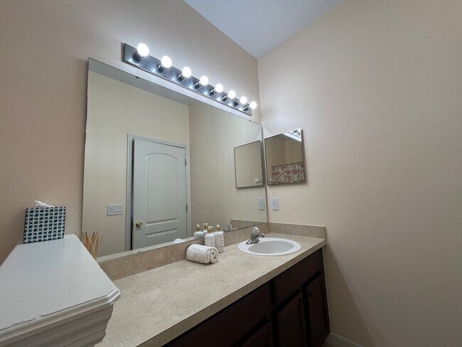 Building Photo - 2023 Great Falls Way