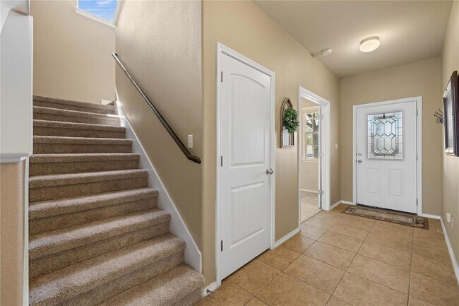 Building Photo - 304 Quarry Ln