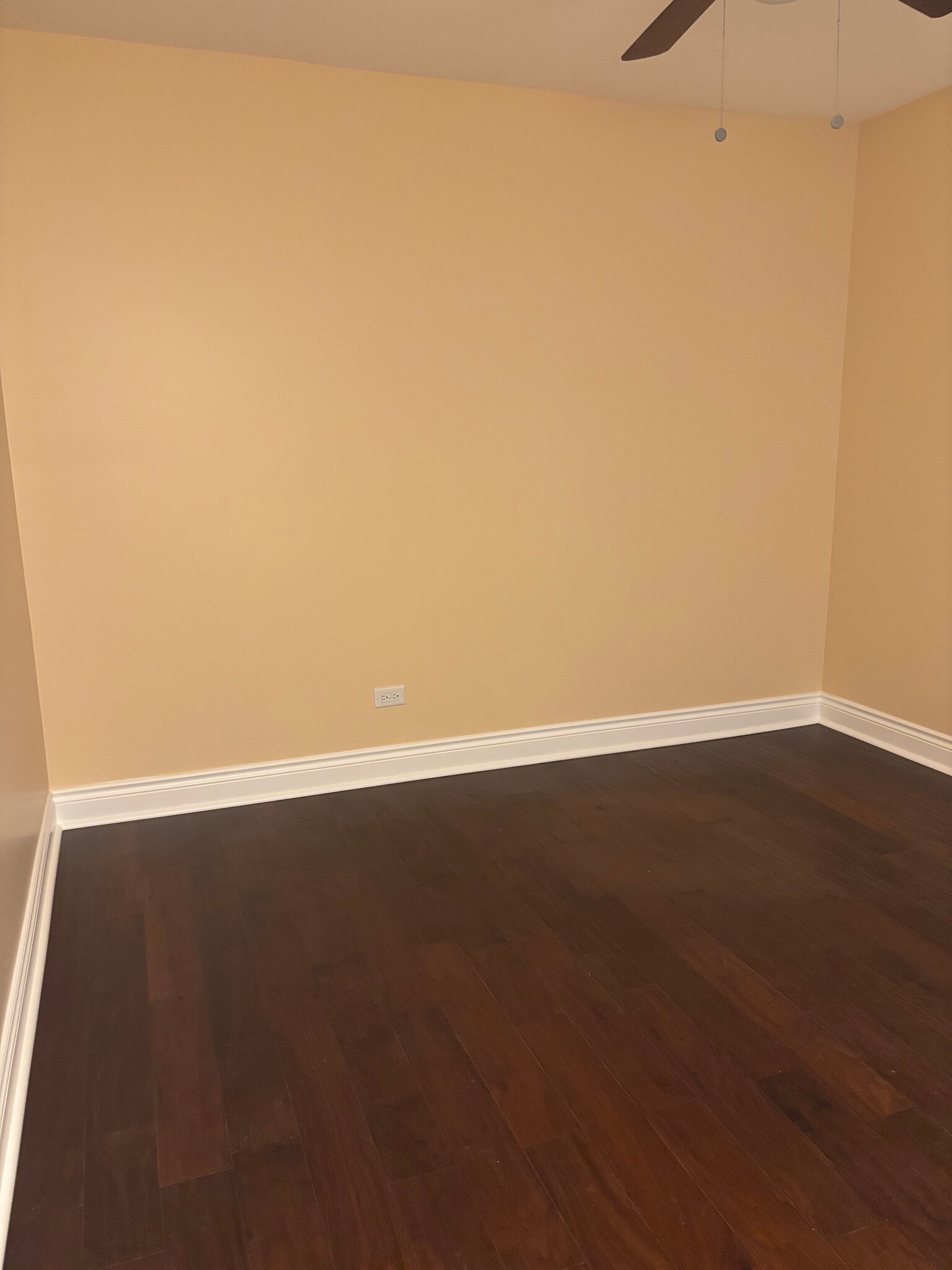 Building Photo - 1741 W 18th Pl