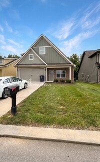 Building Photo - PROMO: 50% off the first month's rent! Adorable 3-Bedroom Home Near Downtown Chattanooga with 2-c...