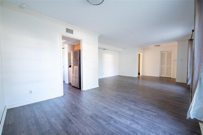 Building Photo - 5510 Chadwyck Dr
