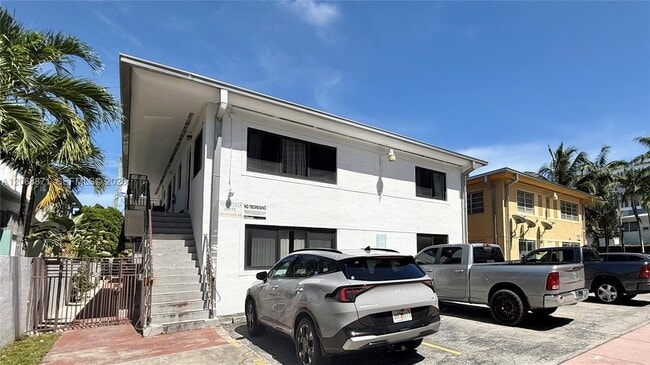 Building Photo - 609 Lenox Ave.