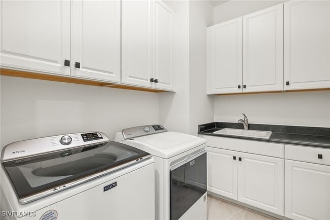Building Photo - 14821 Windward Ln
