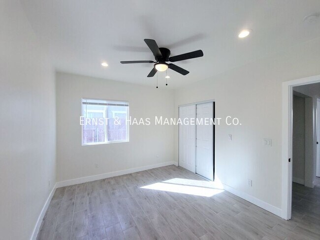 Building Photo - 3100 E Spaulding St