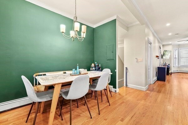 Building Photo - 13 Telegraph St