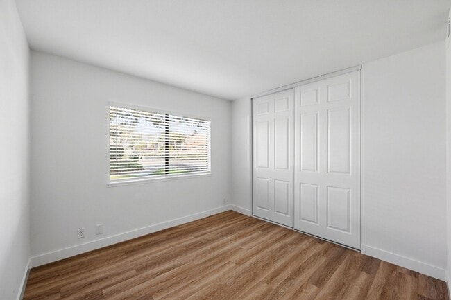 Building Photo - Beautifully Updated Townhome in Dana Point