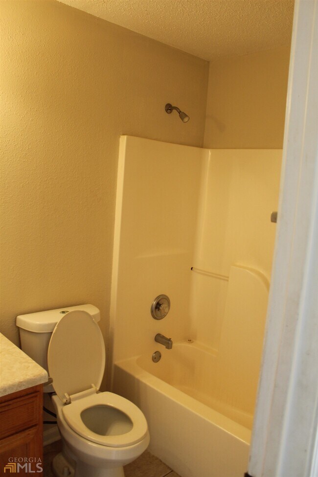 Building Photo - 6008 Creekerton Blvd