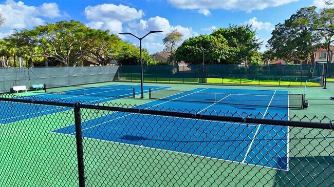 Building Photo - 9550 Islamorada Terrace
