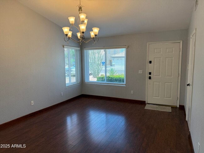 Building Photo - 4629 E Lavender Ln