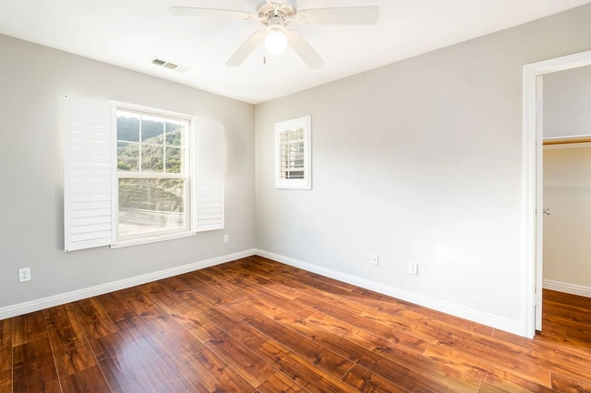 Building Photo - 25357 Avanti Ct