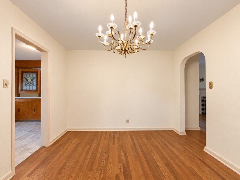 Building Photo - 156 Conestoga Blvd