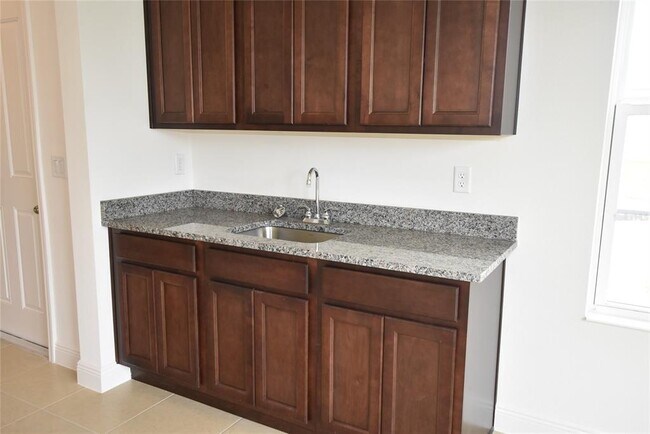 Building Photo - 4836 Gilded Jewel Dr