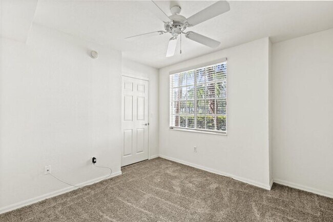 Building Photo - 6752 Heritage Grande
