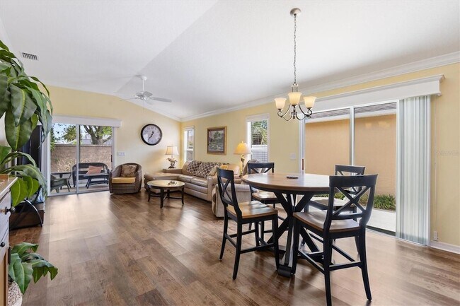 Building Photo - 3025 Bartow Ln