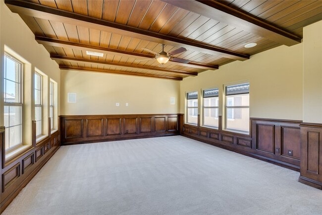 Building Photo - 2713 Cyrano St