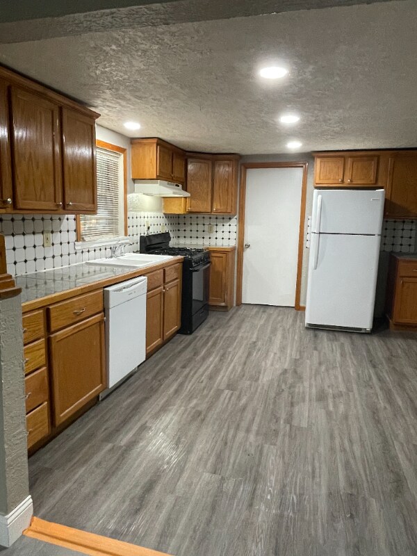 Building Photo - 5310 Hardy Ave