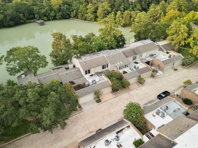 Building Photo - 12660 Briar Patch Dr