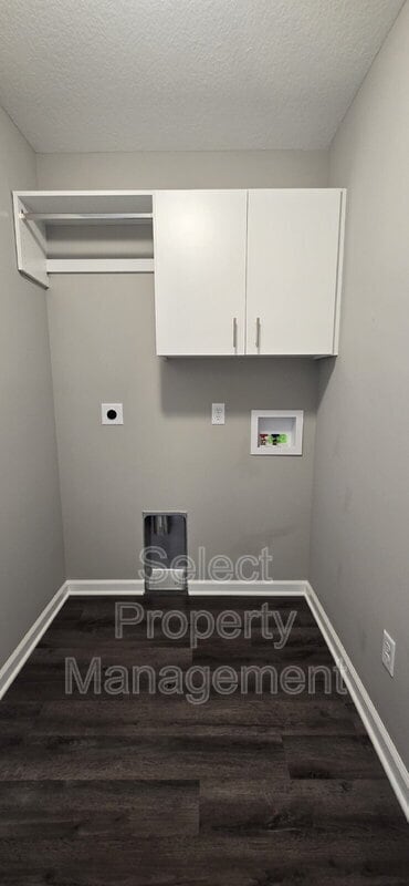 Building Photo - 4903 Whittlebury Dr