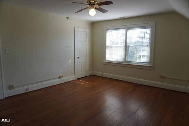 Building Photo - 1203 S Main St