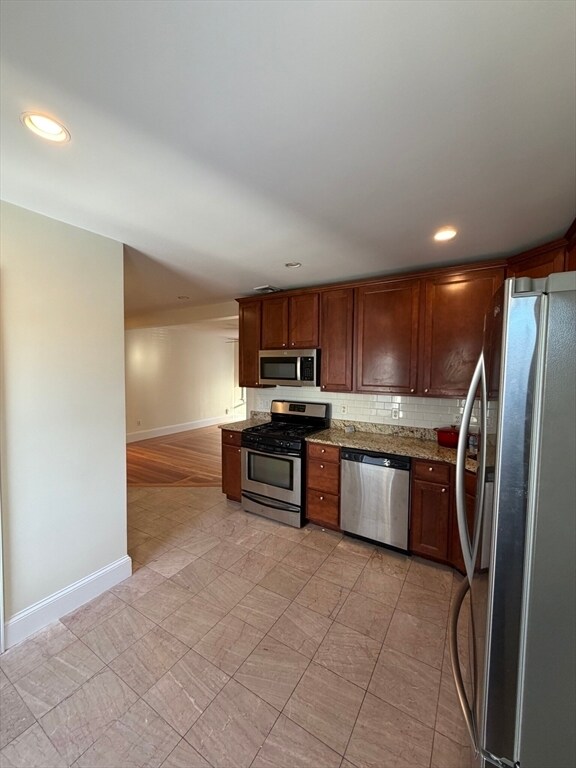 Building Photo - 45 Houghton St