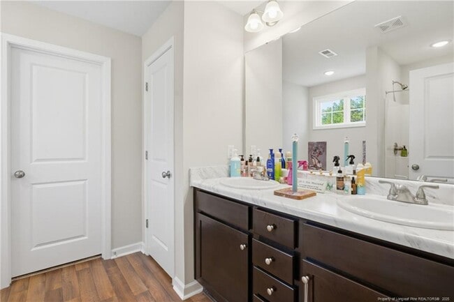 Building Photo - 50 Terrier Ct