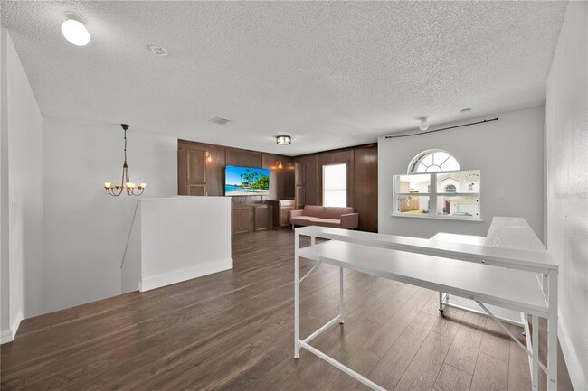 Building Photo - 408 Keswick Ave