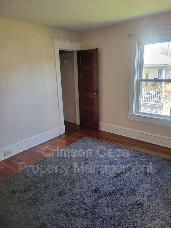 Building Photo - 722 Hazle St