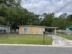 Building Photo - 2226 Leon Rd