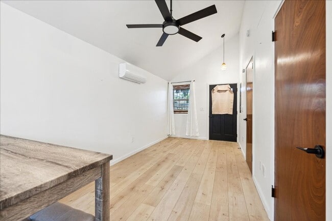 Building Photo - 1307 W St