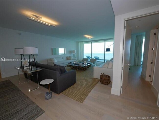 Building Photo - 10201 Collins Ave