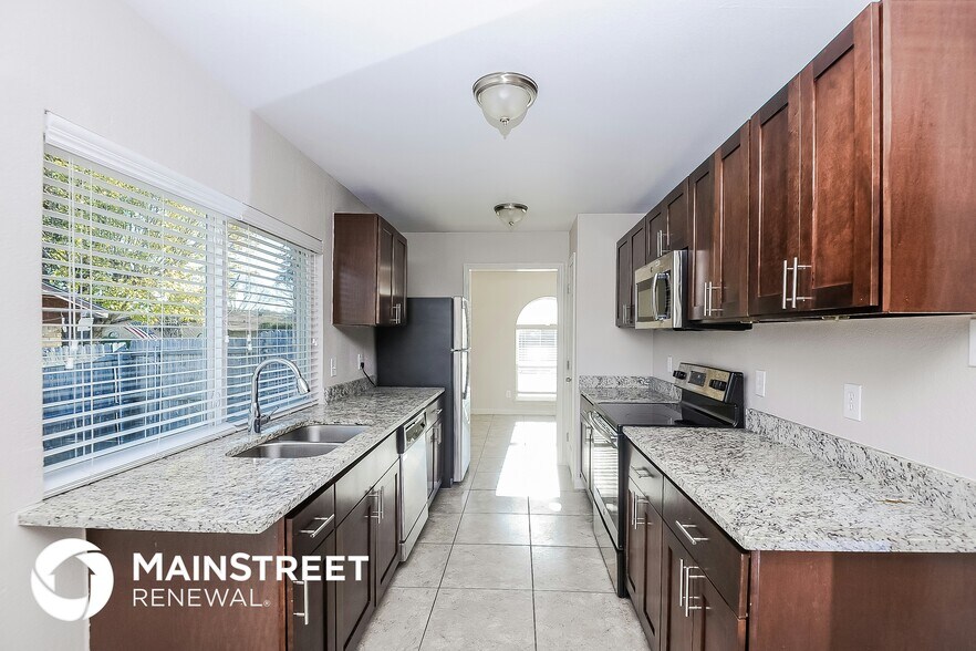 Building Photo - 7235 Long Canyon Trail