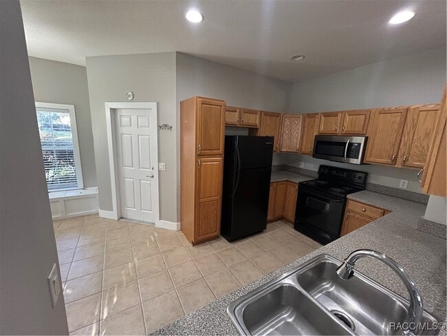 Building Photo - 1674 W Spring Meadow Loop