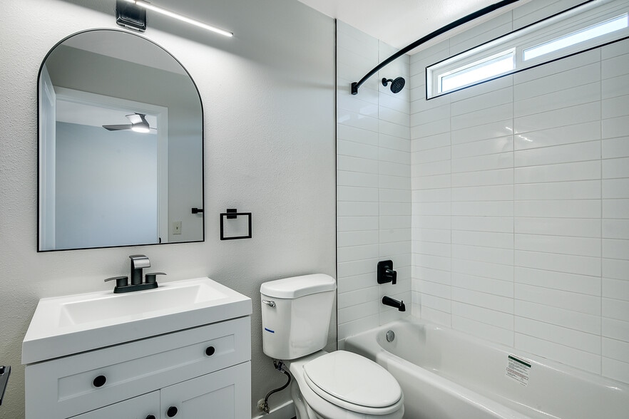 Building Photo - 4142 44th St